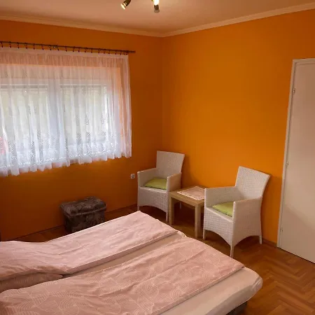 Gal Apartman *
