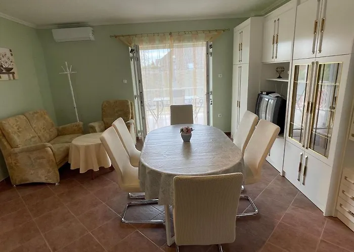 Gal Apartment Balatonfoldvar